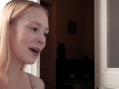 18 años, Chica, Mamada, Pajear, Lamidas, Enfermera, Estrella porno, Apretado