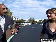 Grosse titten, Blasen, Braunhaarige, Kehlenfick, Milf, Monster, Natürlichen titten, Sekretärin