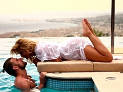 Анальный секс, Большая жопа, Большой член, Минет, Собачьи, Натуральные сиськи, Короткая стрижка, Сиськи