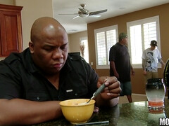 黒人, フェラチオ, 巨乳な, 顔射, 異人種間, 熟年, 淫乱熟女, オマンコ