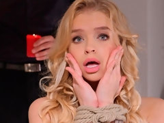 Anaal, Blond, Gebondenheid, Hondjeshouding, Fetisj, Handbeurt, Mager, Tiener