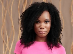 Noire, Sucer une bite, En levrette, Branlette thaïlandaise, Interracial, Embrassement, Dénudage, Adolescente