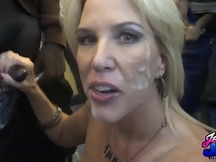 Leie, Grosser arsch, Viele männer bespritzen eine frau, Spermaladung, Hardcore, Reif, Milf, Muschi