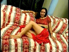 Aziatisch, Pijpbeurt, Bruinharig, Sperma in gezicht, Harig, Indisch, Trio, Slet