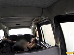 アスtoマウス, 美女, フェラチオ, 車, 顔射, 指いじり, アウトドア, オマンコ