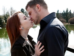 Grosser schwanz, Blasen, Hundestellung, Hardcore, Zierlich, Rotschopf, Dürr, Titten