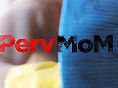 ブロンド, フェラチオ, 眼鏡, Hd, 淫乱熟女, 小柄, 義母, オッパイの