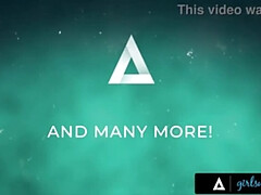 Женщины, Поцелуи, Лесбиянка, Белье, Натуральные сиськи, Реалити, Сосущие, Сиськи