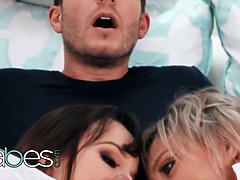 ブロンド, エロ熟女, 女 人男 人, 淫乱熟女, 三人