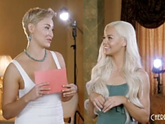 Elsa Jean's hd dirt by Cherry Pimps