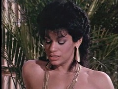 Latina, Mucama, Clasico