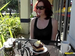 Tetona, Vestido, Despelote, Comida, Al aire libre, Pelirrojo, Sexo soft, Calientapollas