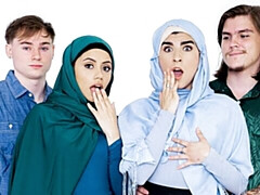 18 jahre, Arabisch, Grosser arsch, Grosser schwanz, Blasen, Hundestellung, Jungendliche (18+), Titten