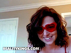 Grosser schwanz, Freundin