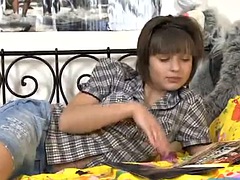 Lieveling, Grote mammen, Bruinharig, Seksspeelgoed, Flashing, Hardcore, Tiener, Speelgoed