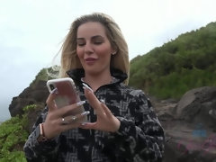 Amateur, Plage, Blonde, Petite amie, Petite femme, Pov, Public, Nénés