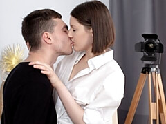 Culo grande, Verga grande, Mamada, Estilo perrito, Tetas naturales, Cabello corto, Adolescente, Tetas