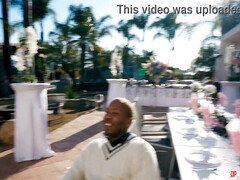 Kont, Achter de coulissen, Grote mammen, Pijpbeurt, Zwart, Handbeurt, Hd