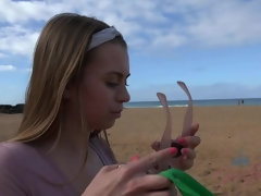 Strand, Voeten, Flashing, Voetbeurt, Vriendin, Naakt, Orgasme, Buiten