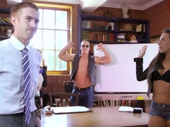 Красотки, Большой член, Большие сиськи, Минет, Семяизвержение, Хд, Лизание, Учитель