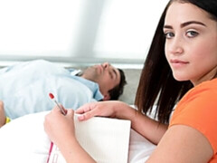 Arsch, Blasen, Braunhaarige, Hundestellung, Fingern, Küssen, Rasiert, Jungendliche (18+)