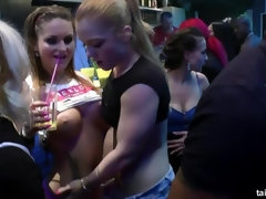 ブロンド, ダンス, キス, なめる, ヌード, パーティ, ポルノスター, 濡れ
