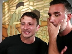 Bruinharig, Lul, Handbeurt, Hd, Natuurlijk, Orgasme, Billekoek, Trio