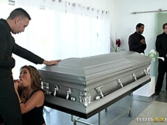 Mamada, Polla, Europeo, Corridas faciales, Pies, Penetracion con dedos, Lamidas, Anilingus