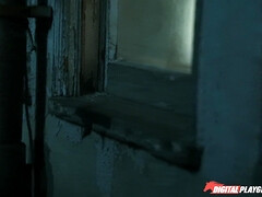 アジア人, ビキニ, 車, 顔面騎乗, フランス人, なめる, 小柄, オマンコ