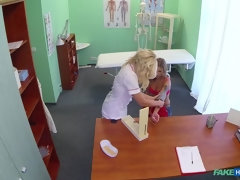 69, 素人, 指いじり, なめる, 看護婦, オマンコ, ユニフォーム, のぞき