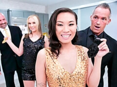 ブロンド, フェラチオ, バック, グループ, 手コキする, オージー, 剃毛, オッパイの