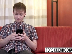 Grote kont, Pijpbeurt, Rondborstig, Stel, Sperma shot, Zoenen, Geschoren, Tieten likken