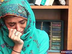 Arabe, Atrapados, Hembra, Sexo duro, Pequeña, Policía, Realidad, Uniforme