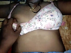 18 jahre, Handjob, Hd, Mutti, Nippel, Muschi, Erotischer film, Ehefrau