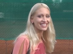 素人, ブロンド, フェラチオ, イく瞬間, チェコ, 足コキ, ハードコア, 自家製