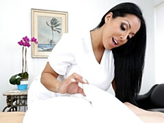 Culo grande, Verga grande, Tetas grandes, Morena, Penetracion con dedos, Pajear, Masturbación, Madres para coger