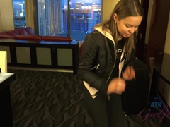 Amateur, Culo, Rubia, Pequeña, Coño, Afeitado, Fumando, Tetas