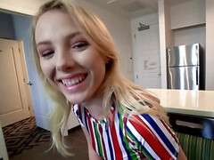 Schlafzimmer, Blondine, Hundestellung, Jeans, Natürlichen titten, Höschen, Taboo, Titten