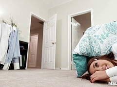 フェラチオ, 巨乳な, 顔射, 開帳, ハードコア, オナニー, 剃毛, スパンキング