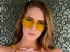 Verga grande, Rubia, Mamada, Dominación, Sexo duro, Lamidas, Estriptis, Tetas