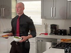 Blonde, Plantureuse, Tir de sperme, Branlette thaïlandaise, Léchez, Naturelle, Seins naturels, Chatte