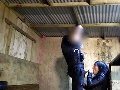 Tetas grandes, Mamada, Morena, Estilo perrito, Corridas faciales, Pajear, Hd, Policía