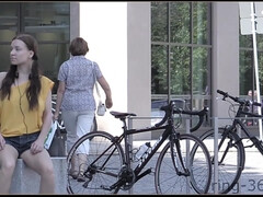 Tussi, Braunhaarige, Vollbusig, Fetisch, Flashen, Im freien, Öffentlich, Titten
