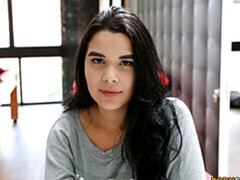 Grosse titten, Blasen, Braunhaarige, Hundestellung, Handjob, Lecken, Natürlichen titten, Tätowierung