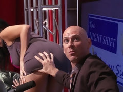 Grosser schwanz, Grosse titten, Braunhaarige, Hd, Milf, Natürlichen titten, Büro, Muschi