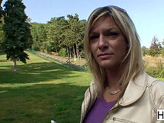 素人, 淫乱熟女, アウトドア, 三人