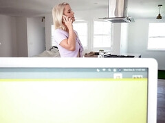 18 ans, Gros cul, Noire, Noir ébène, Hd, Maman, Pov, Belle mère