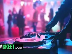 アメリカ人, 言葉責め, オージー, 叫ぶ, スペイン人, 生徒, 禁句, 教師