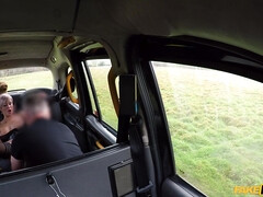 Blond, Pijpbeurt, Auto, Fetisj, Vingeren, Voetbeurt, Likken, Kort haar