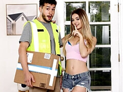 18 ans, Grosse bite, Blonde, En levrette, Seins naturels, Maigrichonne, Adolescente, Nénés